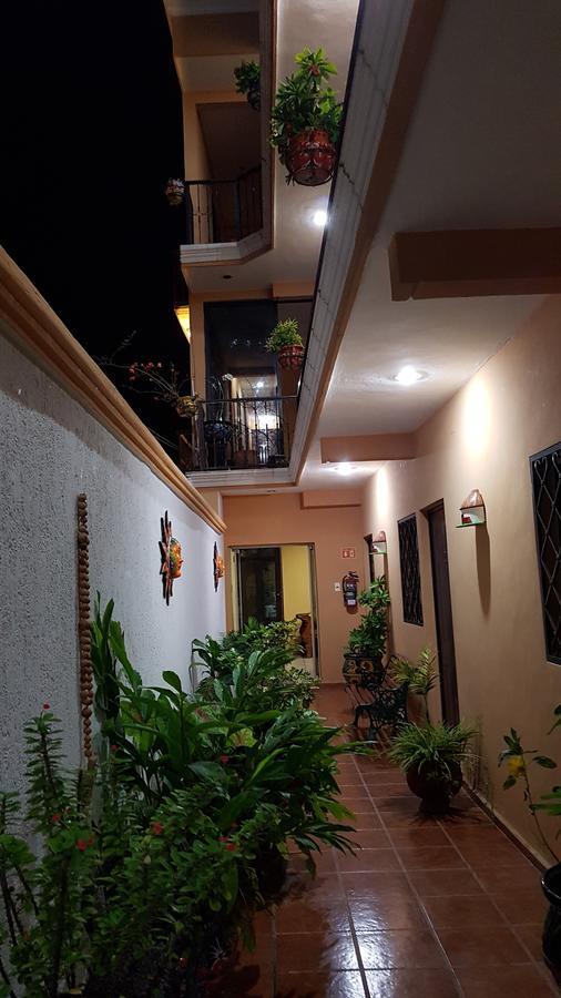 Hotel Rosalia Valladolid  Exterior photo